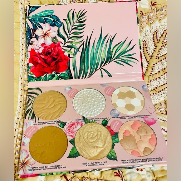 Physicians formula All-Star face palette - Picture 1 of 3